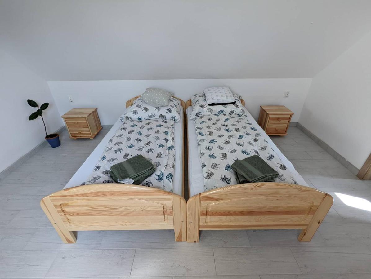 Fazekas Vendeghaz Hotel Balatonkeresztúr Eksteriør billede