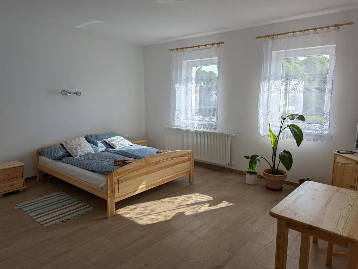 Fazekas Vendeghaz Hotel Balatonkeresztúr Eksteriør billede